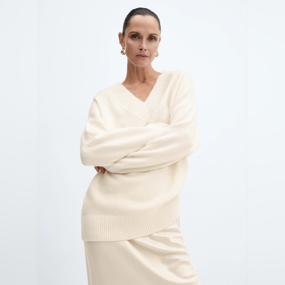 MANGO V-neck sweater - Picture 7 of 8